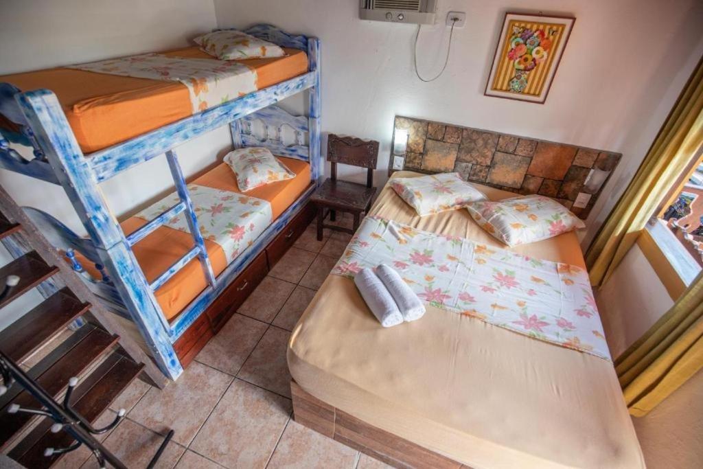 Pousada Casa Do Rio Hostel - 8 Min Do Centro Historico - Passeio De Barco Com Saida Da Pousada -Pago A Parte- Perto Das Praias E Beira Rio Araquari Exteriör bild