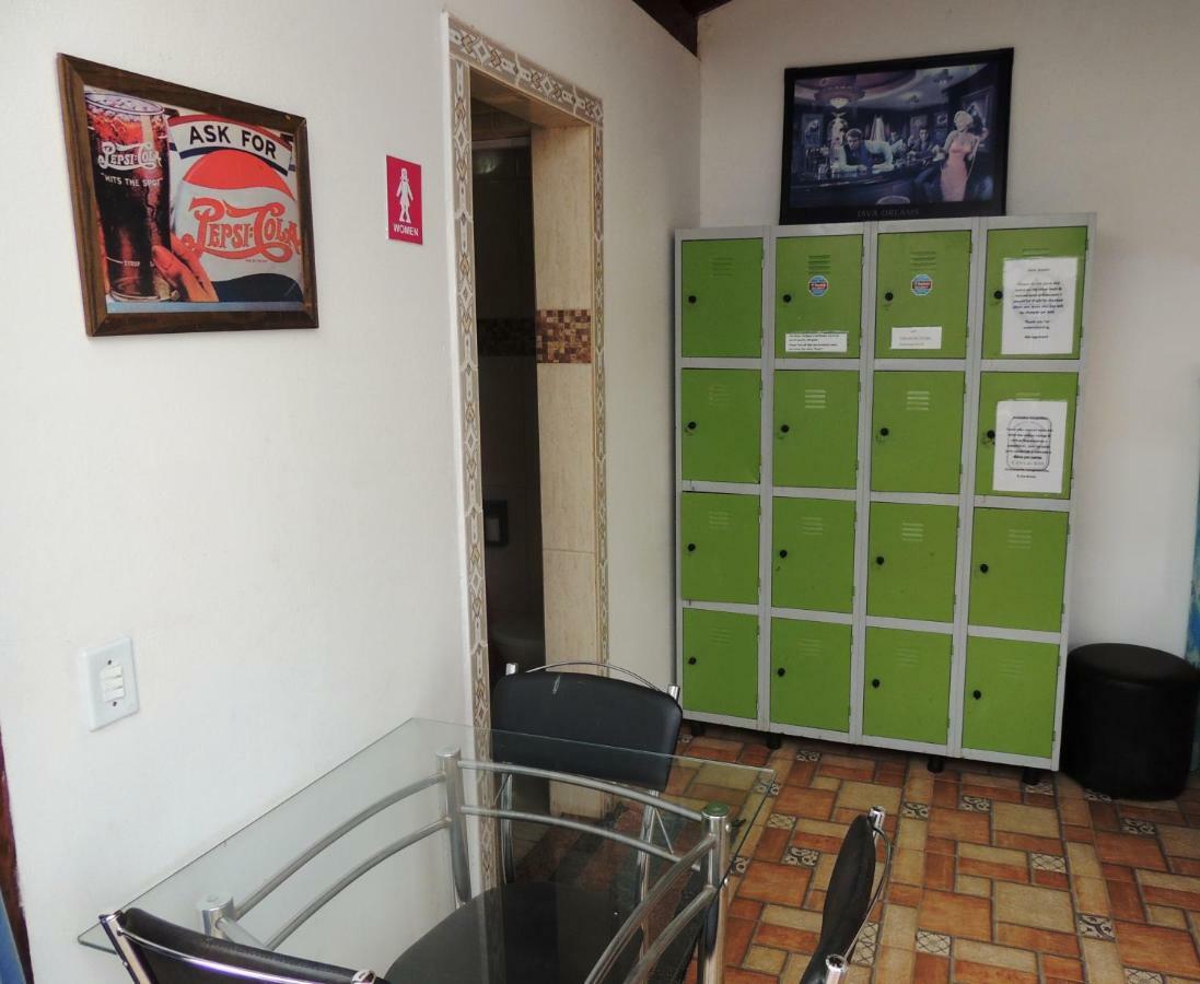Pousada Casa Do Rio Hostel - 8 Min Do Centro Historico - Passeio De Barco Com Saida Da Pousada -Pago A Parte- Perto Das Praias E Beira Rio Araquari Exteriör bild